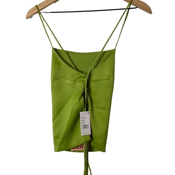 NWT LEYDEN Women's Lace-Up Back Satin top. Size Medium. - Picture 6 of 9